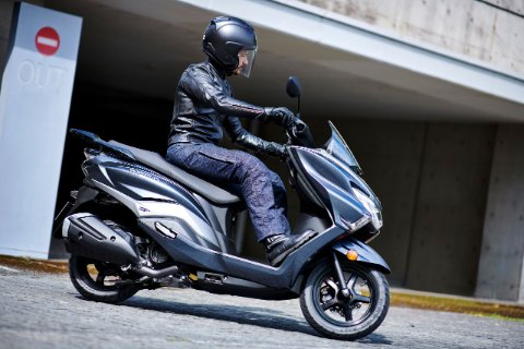 BURGMAN STREET 125EX 4