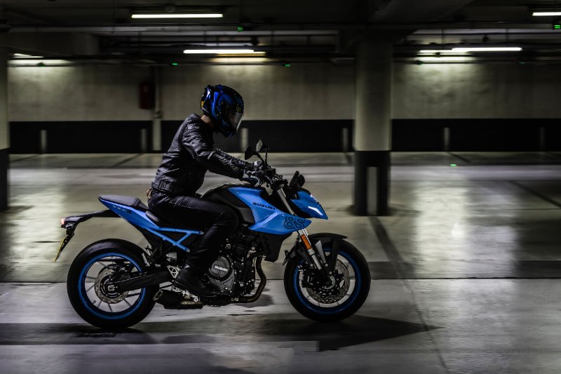 GSX-8S 5
