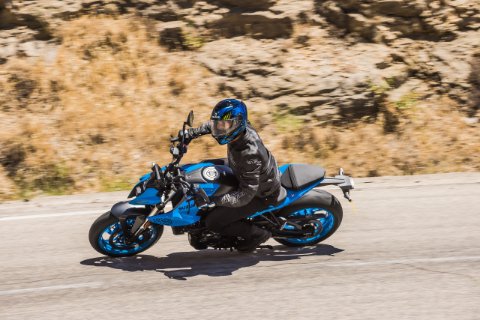 GSX-8S 9