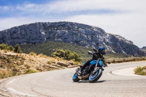 GSX-8S 23