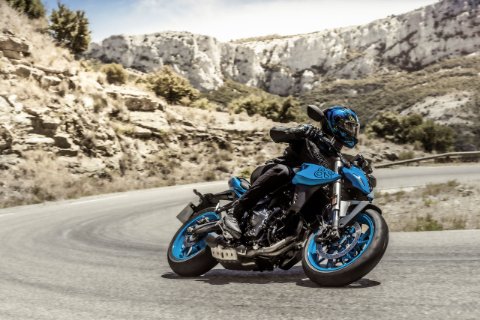 GSX-8S 46