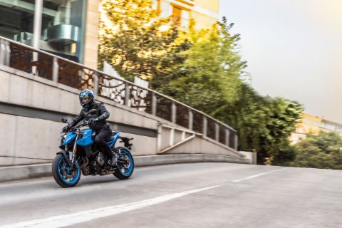 GSX-8S 92
