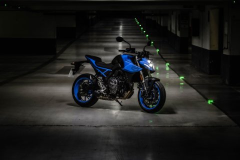 GSX-8S 114