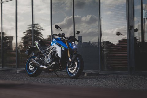 GSX-S1000 4